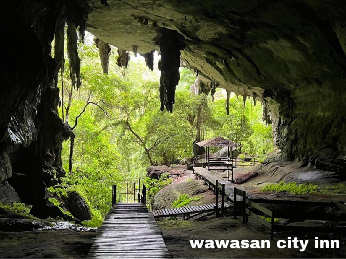 Wawasan City Inn Batu Niah Kültér fotó